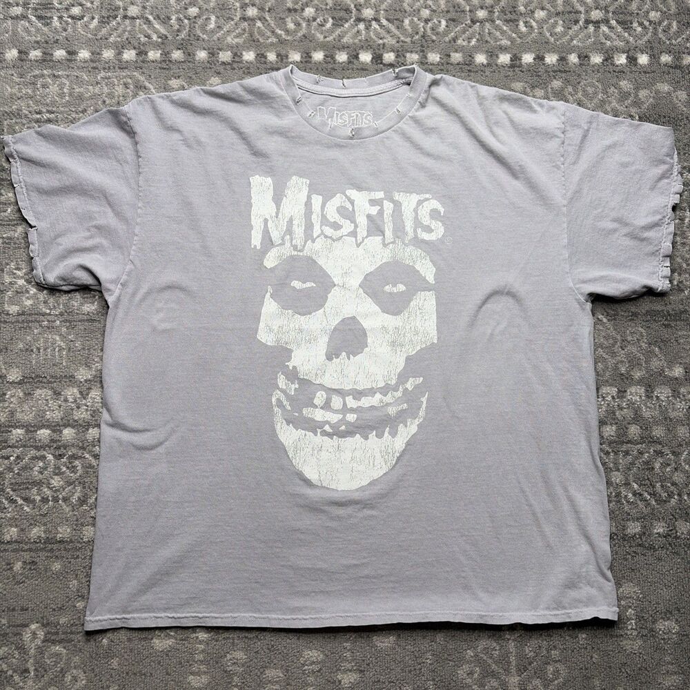 Misfits T Shirt 1X Grey Fiend Skull Crimson Ghost Cyclopian Music inc Distressed